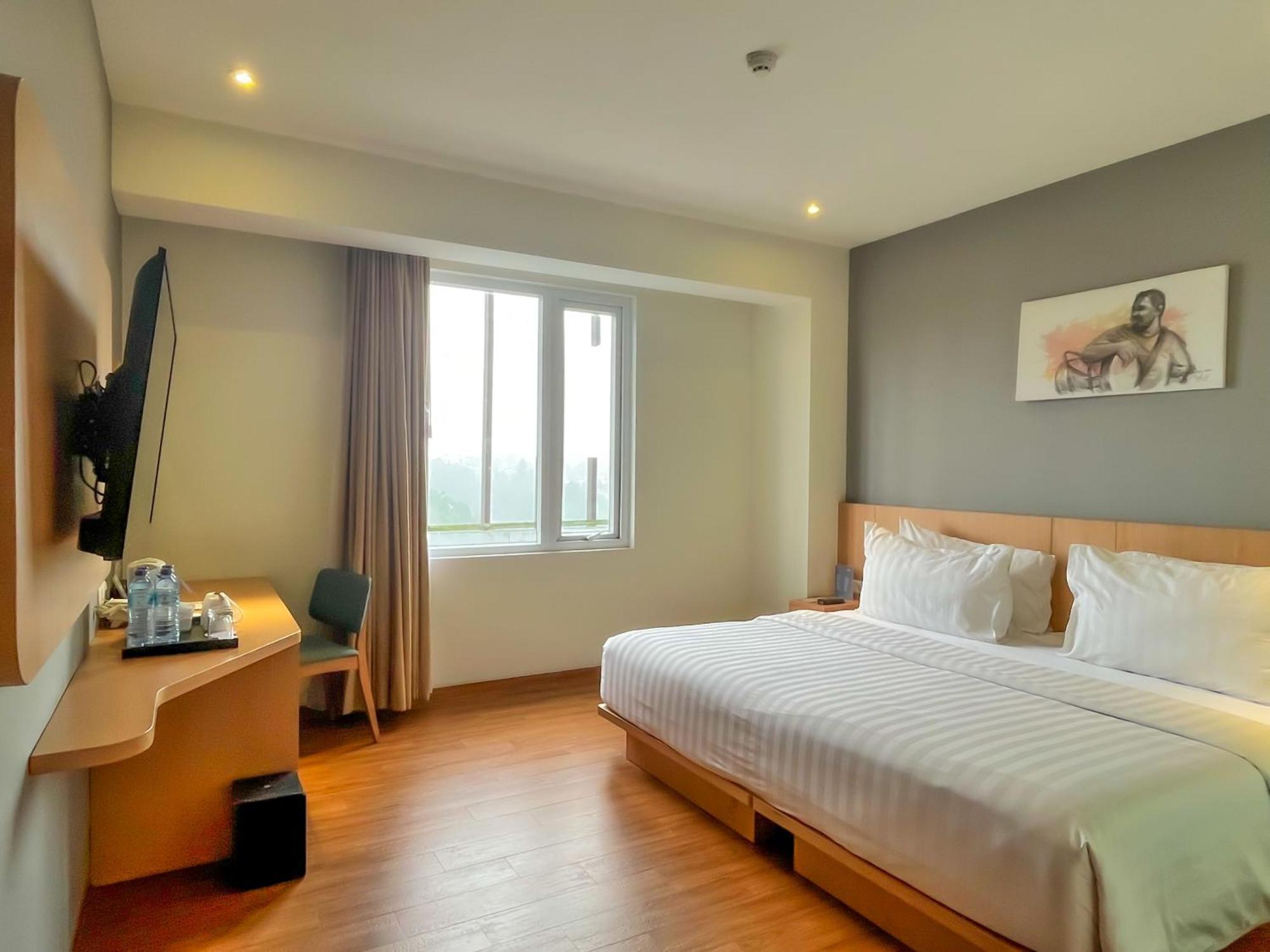 Hotel Santika Premiere Ambon Eksteriør bilde